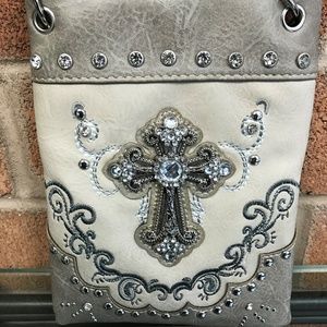 Cellphone Crossbody purse wallet holder